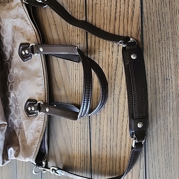 COACH Signature north south satchel - Picture 5 of 8